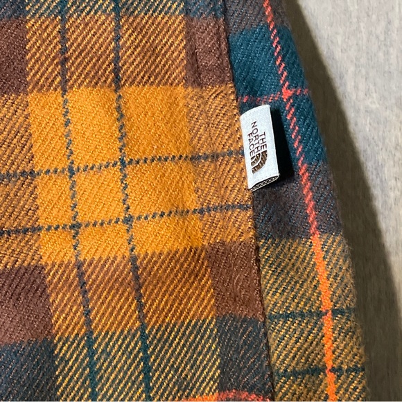 New! The North Face Men's Arroyo Flannel Shirt Size XL Orange Plaid Pattern NWT - Picture 3 of 8